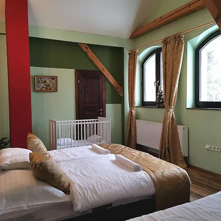 Stvorlistok - Luxusne Ubytovanie, Vo Svaetom Antone Pri Banskej Stiavnici B&B *